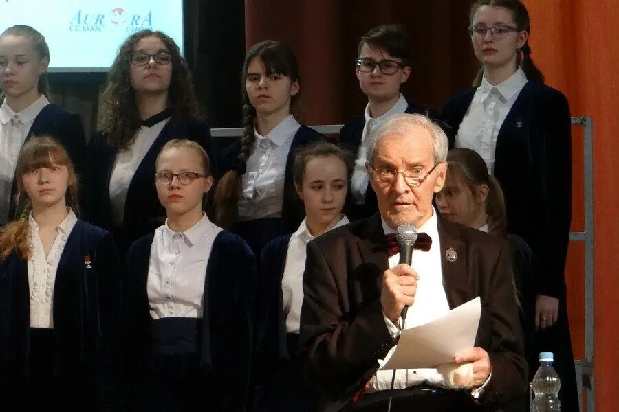 буланов валерий георгиевич. хоровая школа 2 екатеринбург. хоровая школа 4 екатеринбург. костюмы детской хоровой школы. хоровая школа 1 екатеринбург.