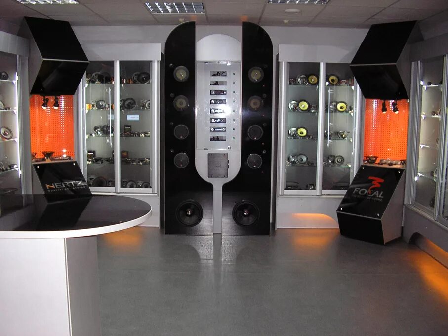 Сувенир камертон. Старинный камертон. Спа гармония санкт-петербург. Центр немецкой косметологии. Камертон с резонатором.