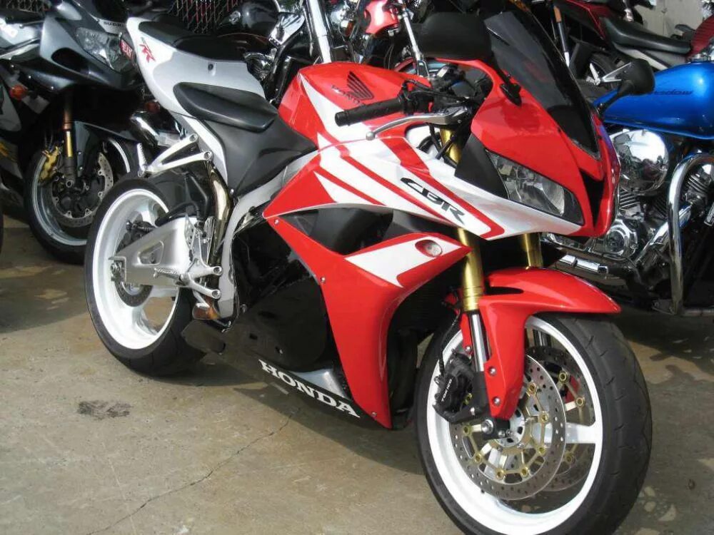 Хонда 600rr. Honda cbr600rr. Honda CBR 600. Honda Seber 600rr. Купить хонда 600 рр