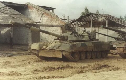 Бой танка с колонной видео