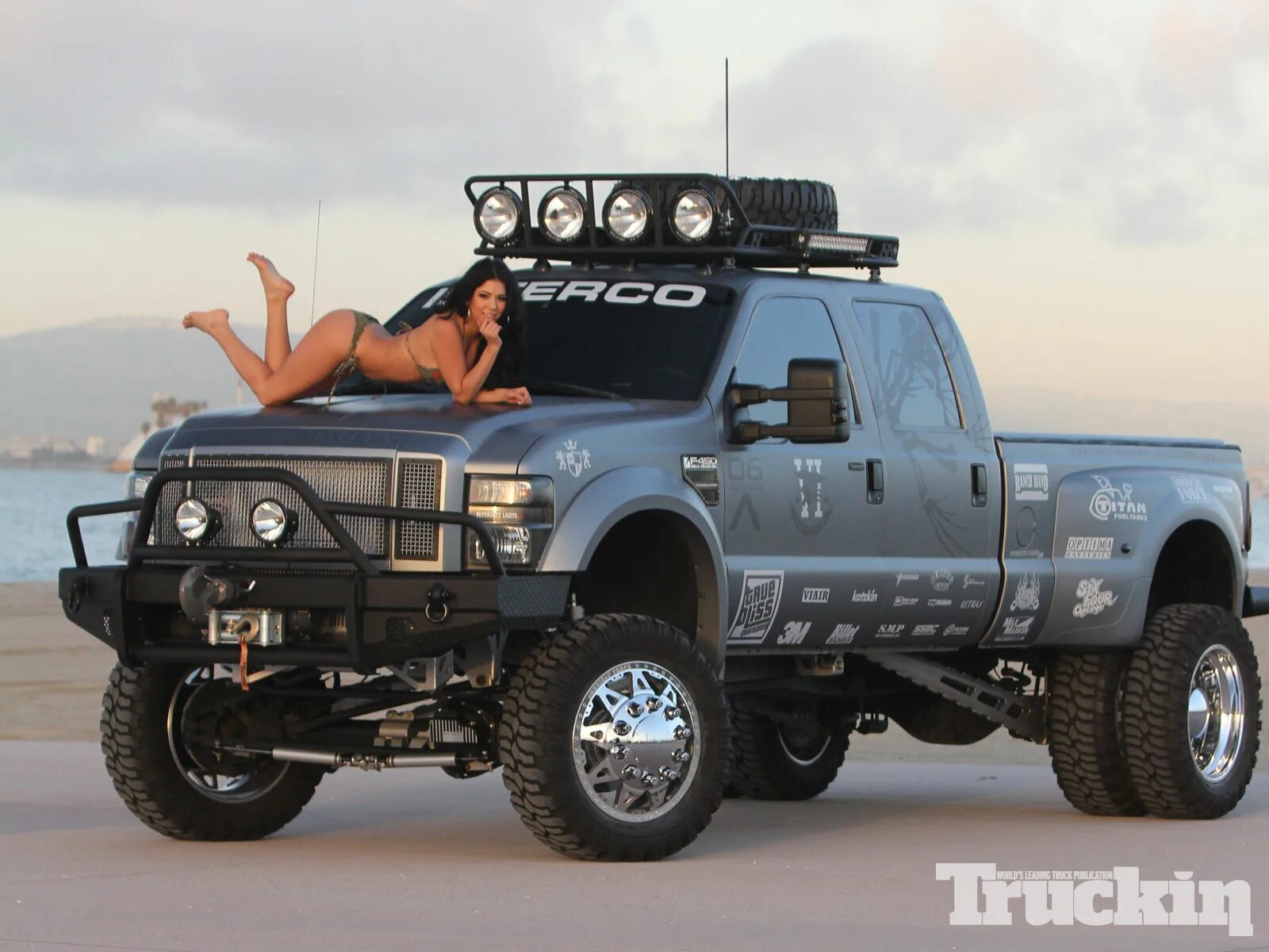 Масса пикапа. Ford f450 super Duty. F450 Ford 6x6. Форд пикап f550. Форд ф 450.