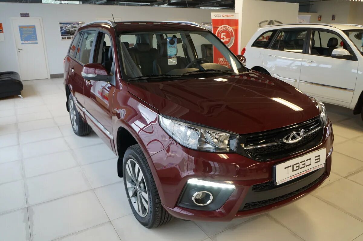 Чери тигго 4 бу купить в москве. Чери Тигго 3. Chery Tiggo 3 2022. Чери Тигго 3 2018. Чери Тигго 3 комплектации.