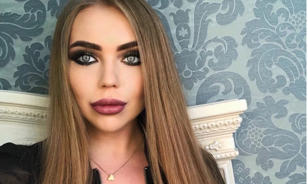 кариной кросс