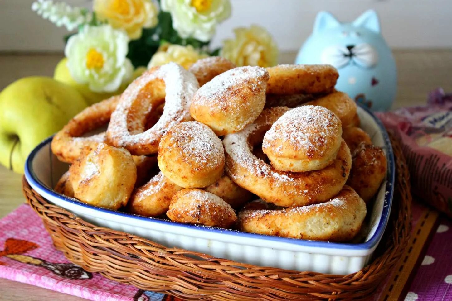 Английские сконы (english breakfast scones). Быстрая выпечка к чаю. Сладкое к чаю быстро и вкусно. Пирожное со сгущенным молоком. Сахарное печенье на кефире.