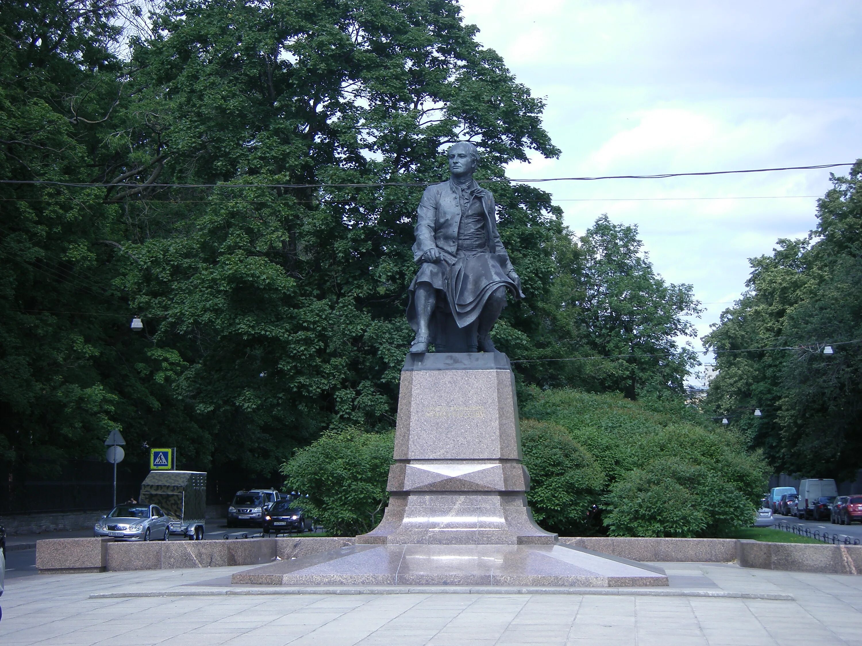 Памятник ломоносову на менделеевской линии. Памятник ломоносова в санкт-петербурге. Ломоносову на менделеевской линии. Памятник ломоносова в санкт-петербурге. Памятник м в ломоносову в санкт-петербурге.