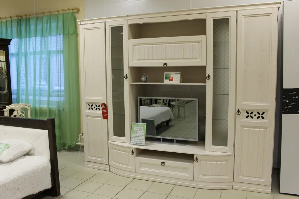 каталог мебели любимый. каталог мебели любимый. спальня александрия кожа ленто. любимый дом логотип. 181.