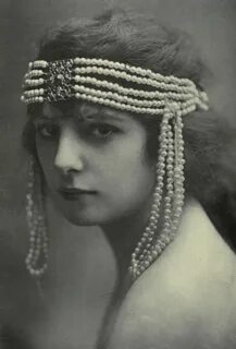Женщина на рубеже