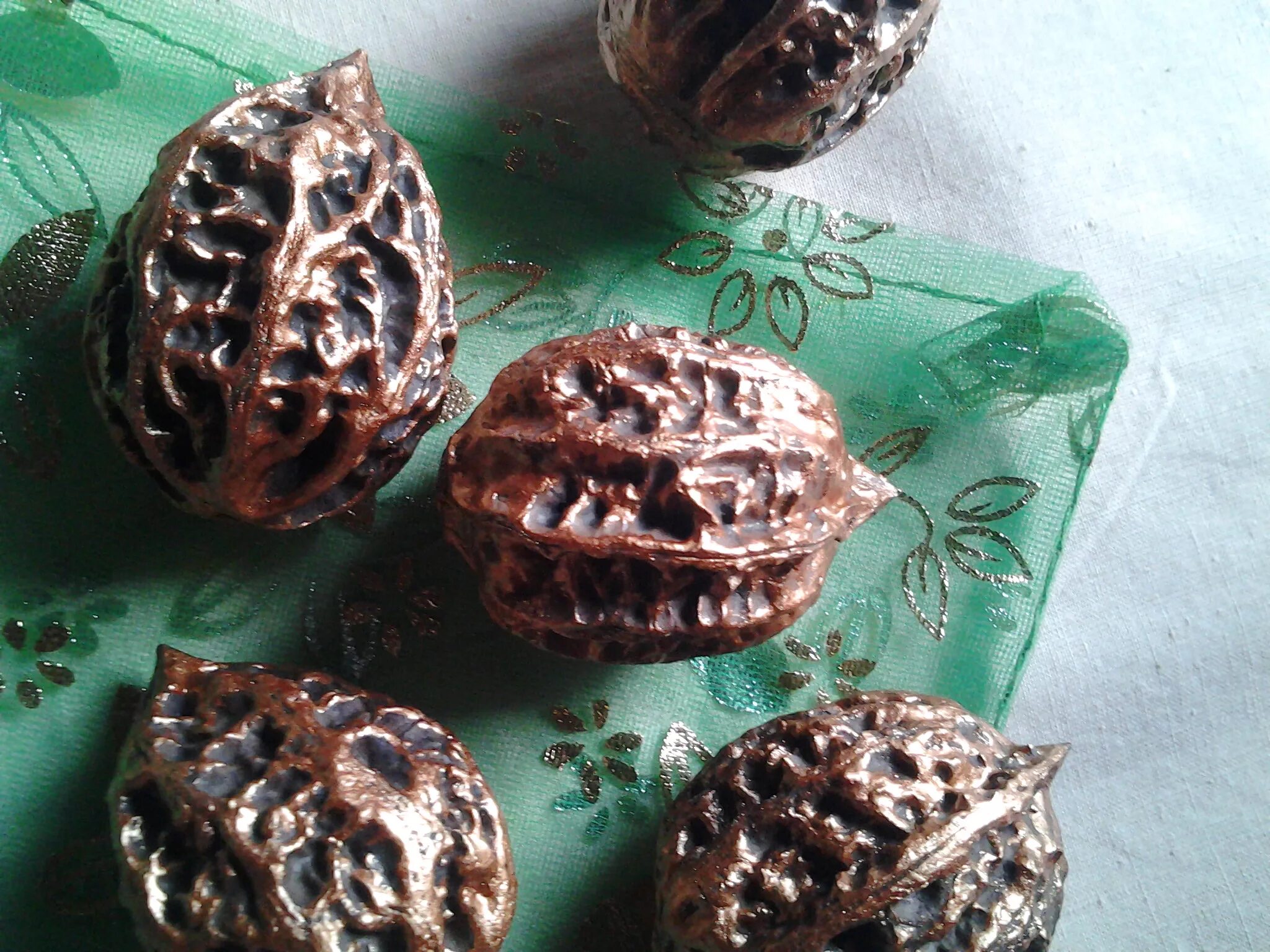 Орех монж маньчжурский. Орех маньчжурский(juglans mandshurica maxim). Маньчжурский орех съедобный. Маньчжурский орех ядро. Маньчжурский орех как едят.