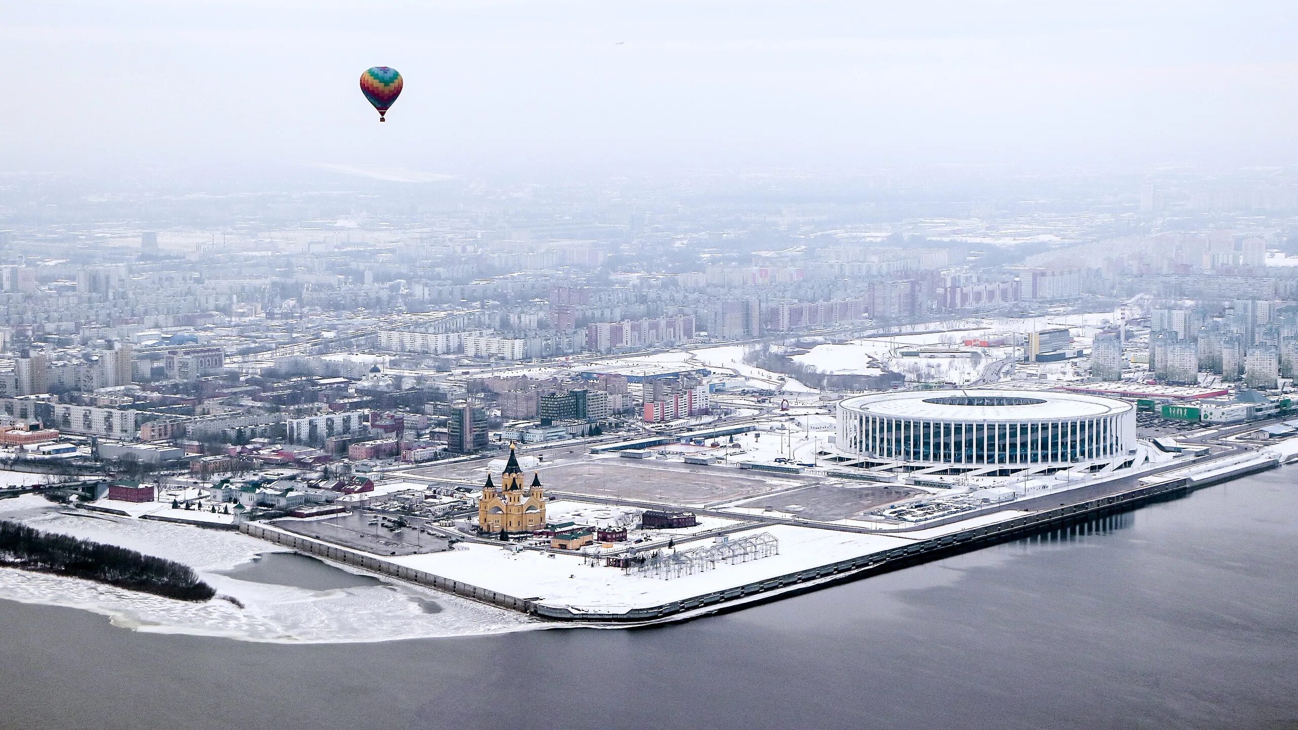 Нижегородский кремль с высоты птичьего полета. Нижний новгород волга. Пластимат нижний новгород. Набережная федоровского нижний новгород. Федоровская набережная нижний новгород.