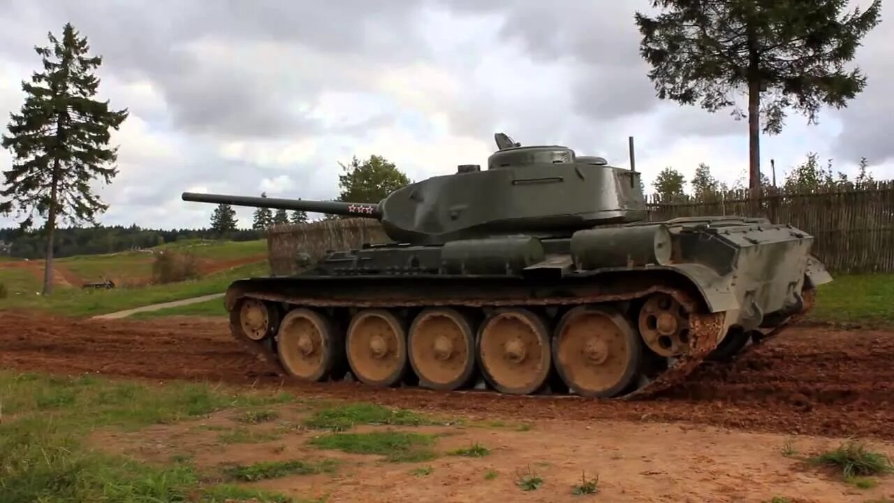 Танк т44 в Венгрии. Т-44м средний танк. Т-44м. Т-44 танк СССР. 44 танковый