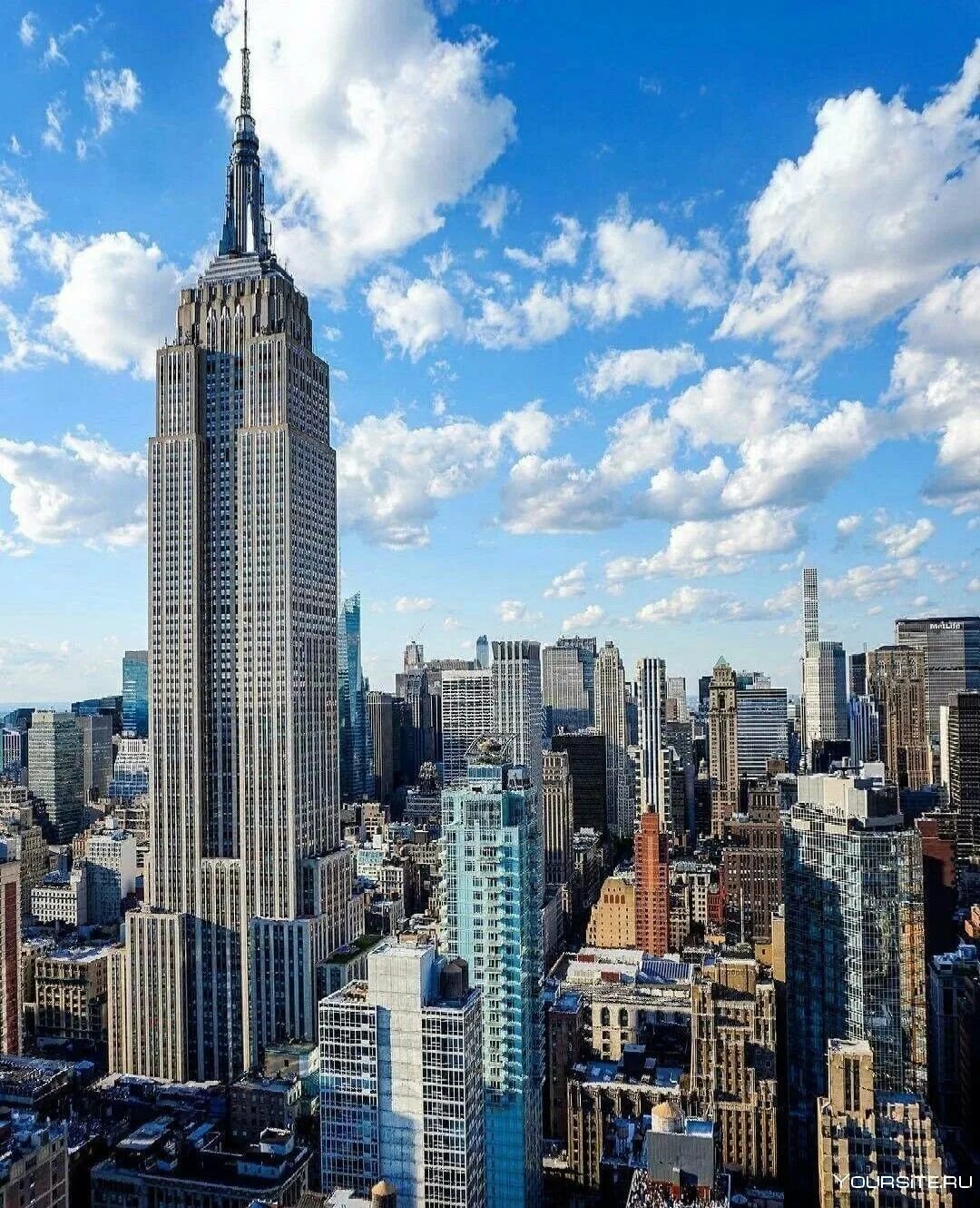 Эмперпаер Стейт Билдинг. Нью Йорк Empire State building. Эмпайр Билдинг здание. Манхэттен Эмпайр-Стейт-Билдинг Манхэттен.