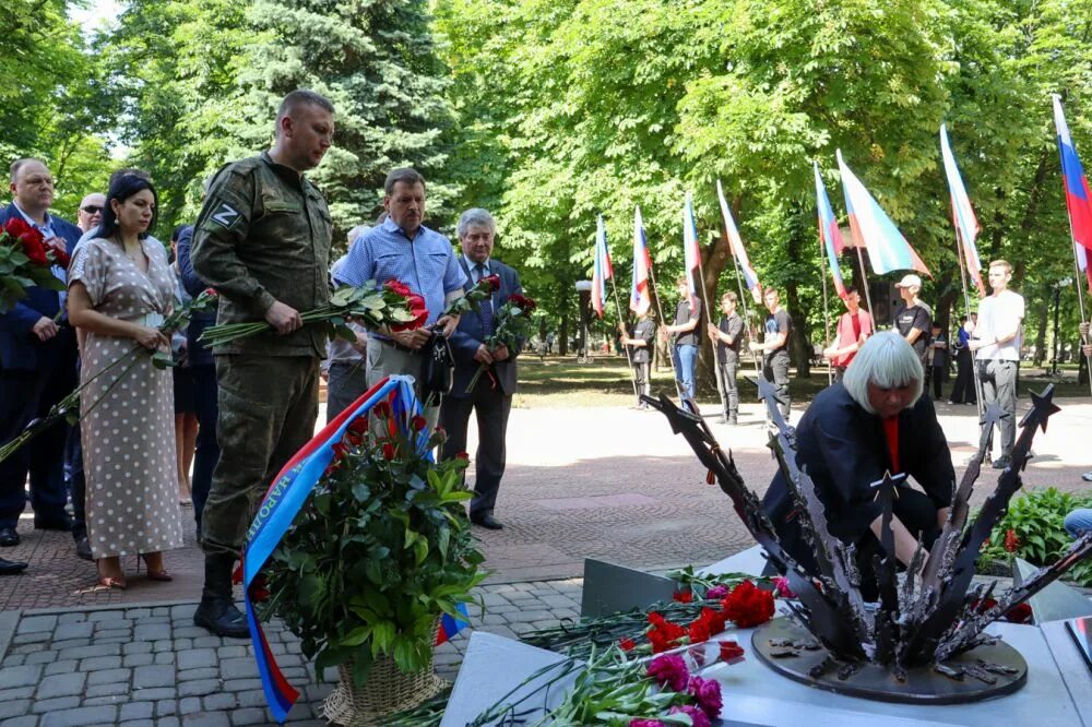 Июнь 2014 луганск. Авиаудар луганск 2.06.2014. 2 июня луганск 2 июня 2014 авиаудар. луганск 2 июня 2014 года жертвы.