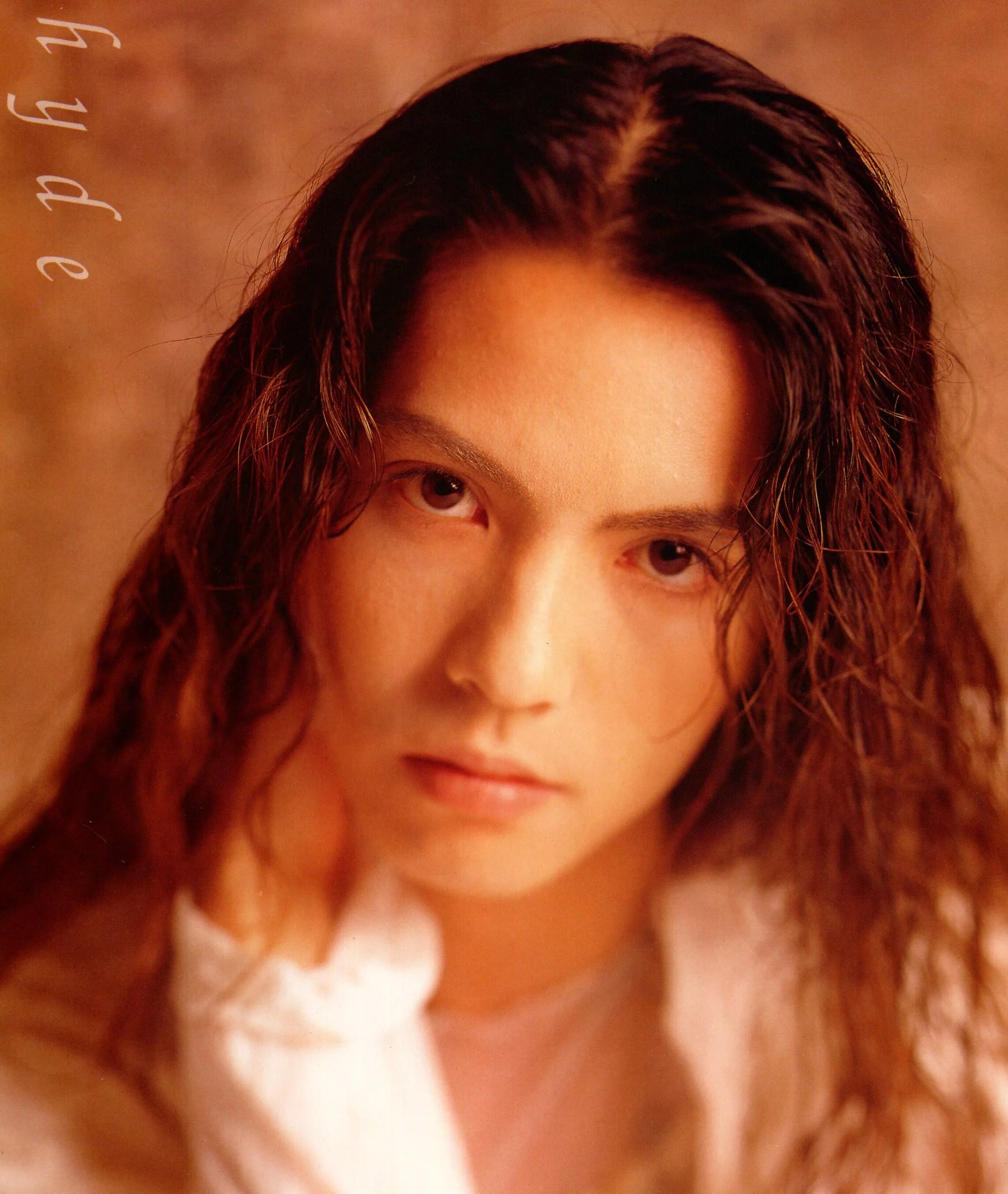 Хайд. Hyde 1994. Hyde в молодости. Хидето Такараи в молодости. Hyde певец в молодости.