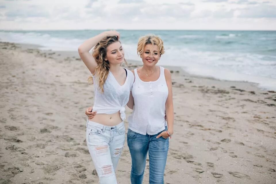 Варум жила. Варум жила. Варум жила. Дом агутина в майами. Первый муж анжелики варум.