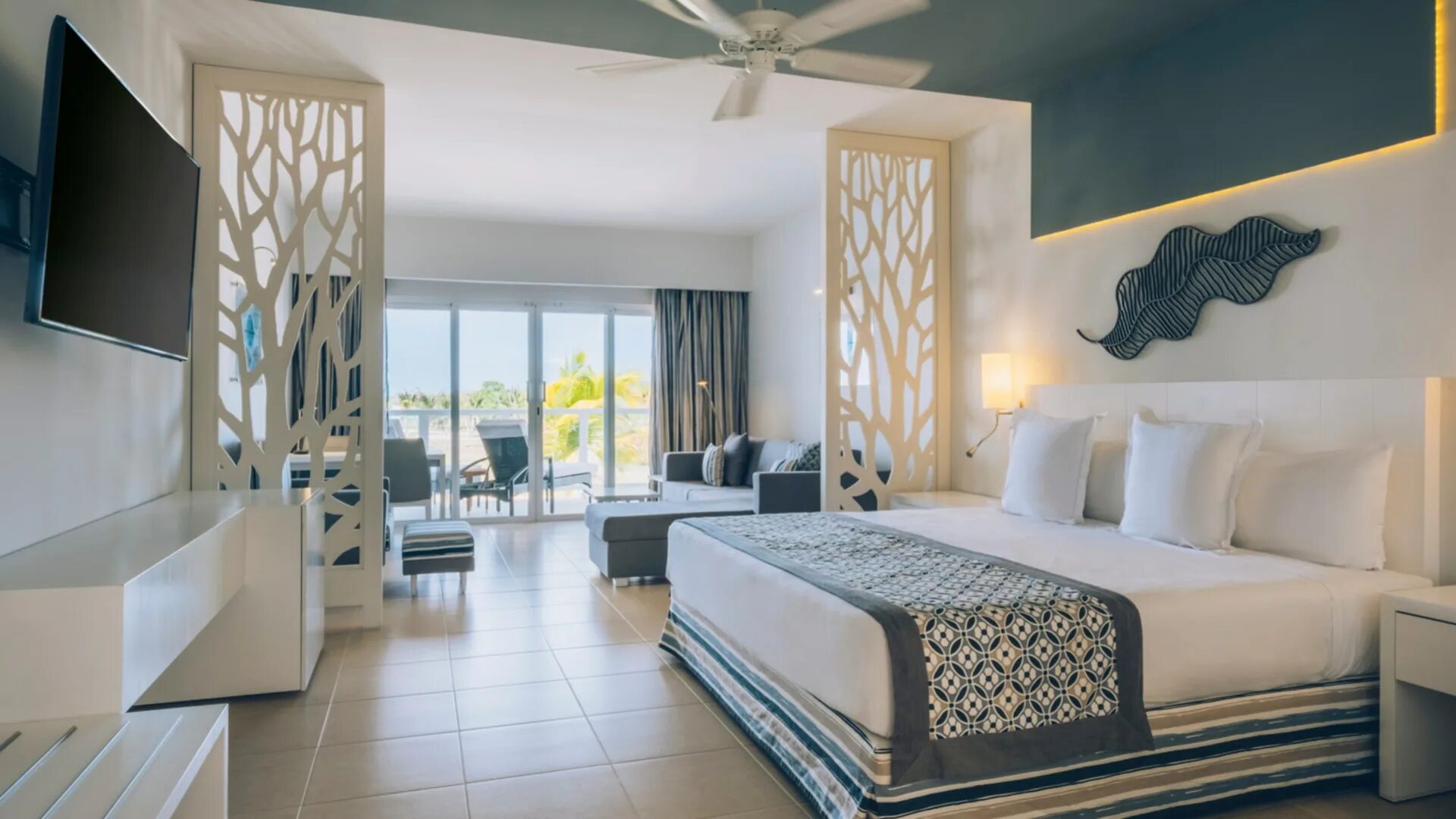 Coral level at iberostar selection esmeralda 5. Iberostar selection playa pilar 5*. иберостар селектион плайя пилар. iberostar esmeralda куба. iberostar selection esmeralda 5 куба.