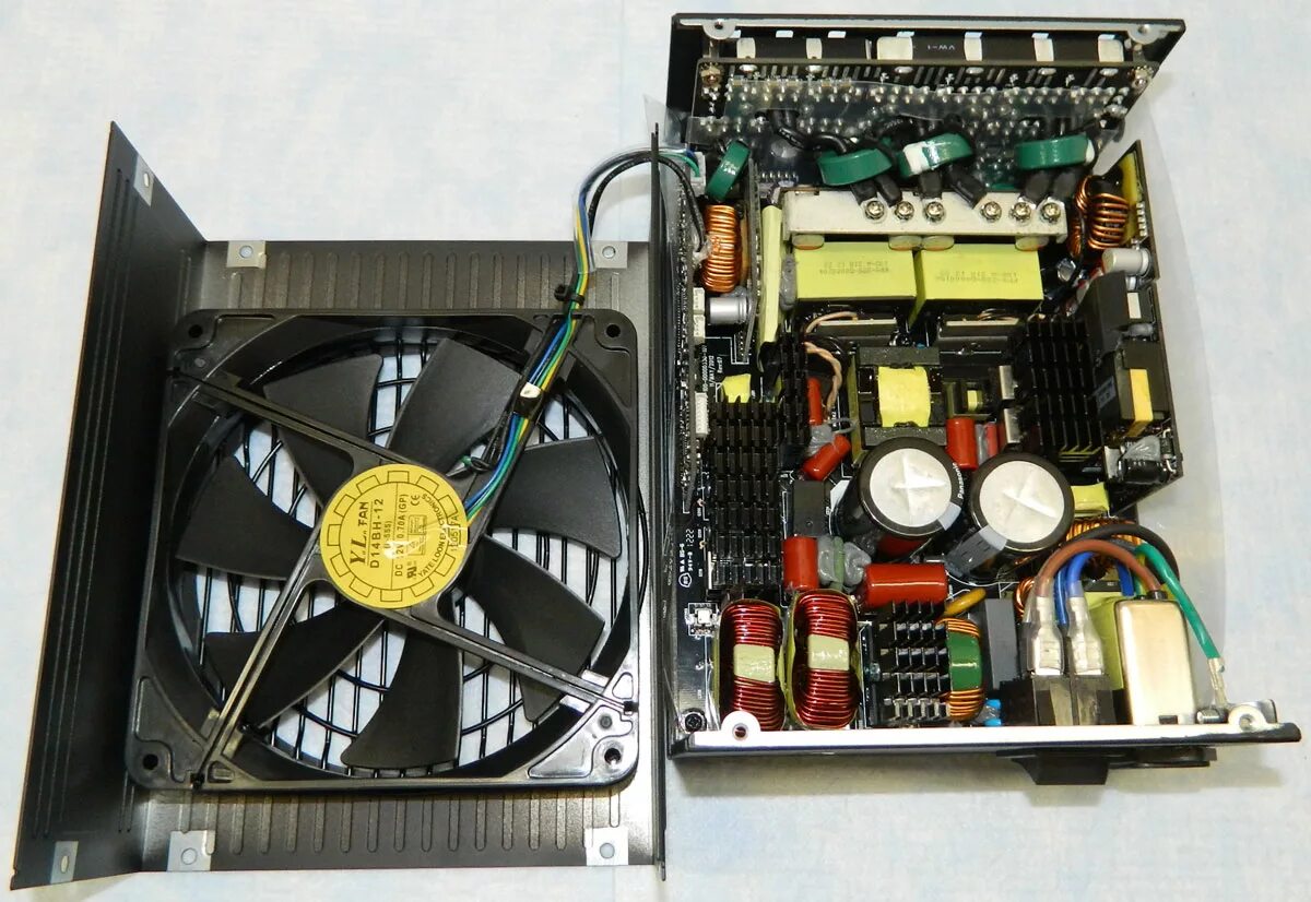 Power master pm-400cf. Перегрузка бп. Блок питания с платой управления ибп. Перегруз блока питания пк. Блок проверки бп атх.