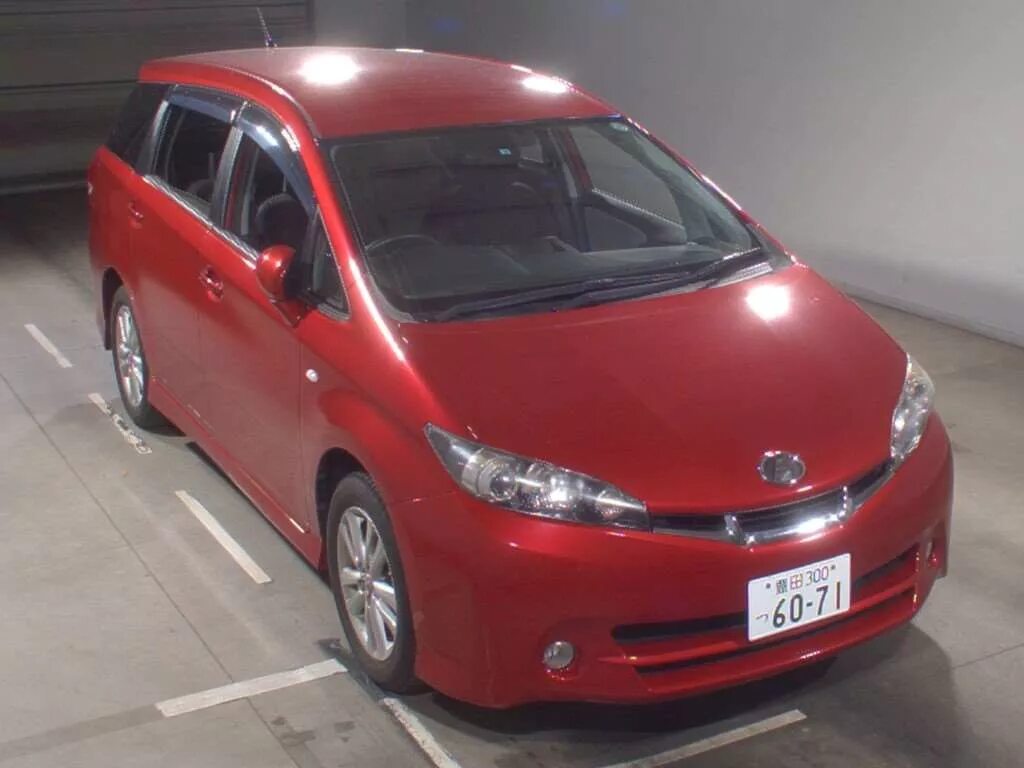 Toyota Wish zne14. Виш машина 2011. Авто с аукционов Японии. Тойота из Японии без пробега по РФ.