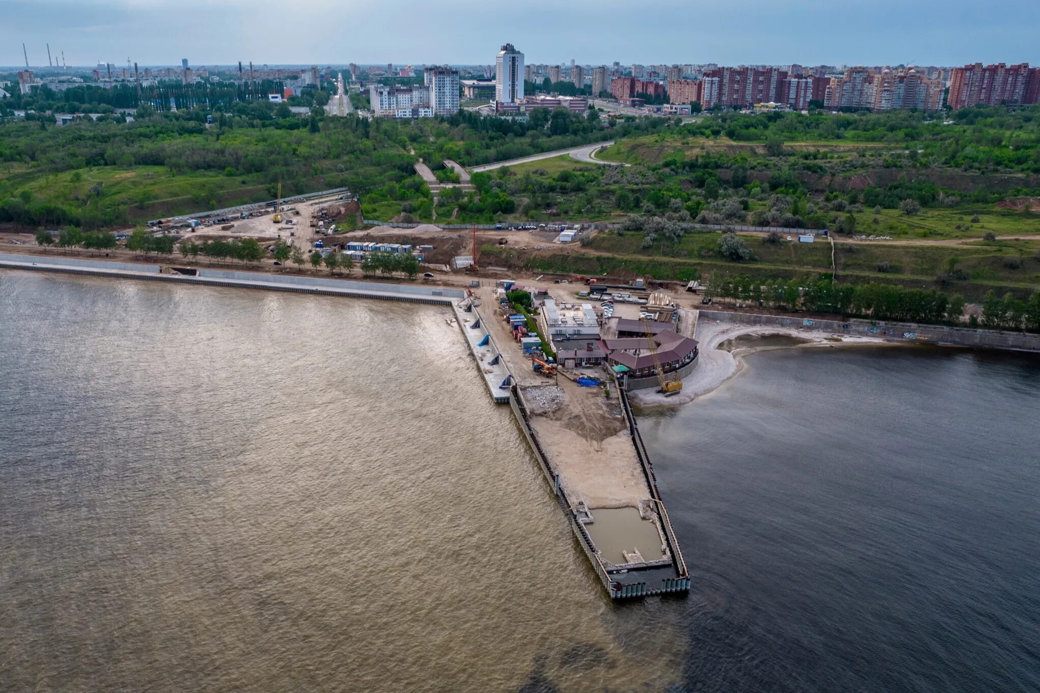 Набережная тольятти автозаводский район 2022 как украшена. 30 seconds to mars тольятти мемы. Фото очередь дистанция. Тольятти очередь. Проект набережной тольятти 2022.