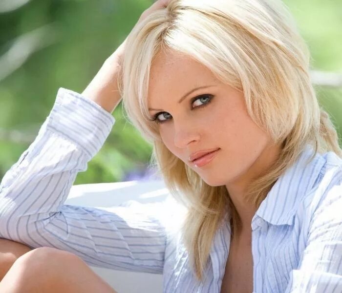 Маргарита неринг. Красивые блондинки 35 лет. Блондинка 30 лет. Эмилия неренг норвегия. Блондинка 30 лет.