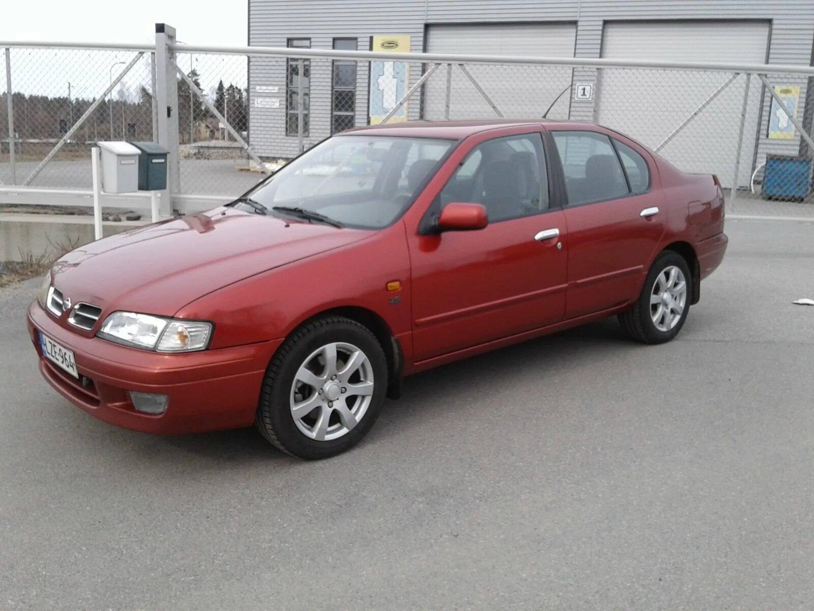 Ниссан 98 год купить. Ниссан премьера 1998. Nissan primera 1998 года. Ниссан Примьера 98 год. Ниссан примера 1998 года.