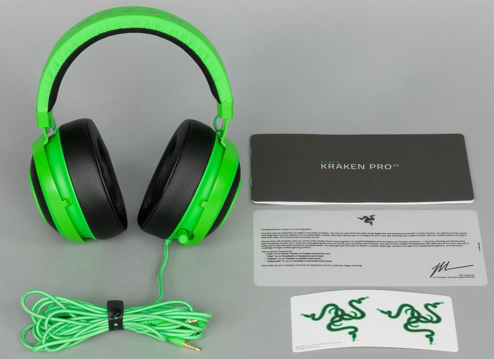 Наушников razer kraken pro. Наушники Razer Kraken 2012. Razer Kraken Pro комплектация. Наушники Razer number. Наушников Razer Kraken x.