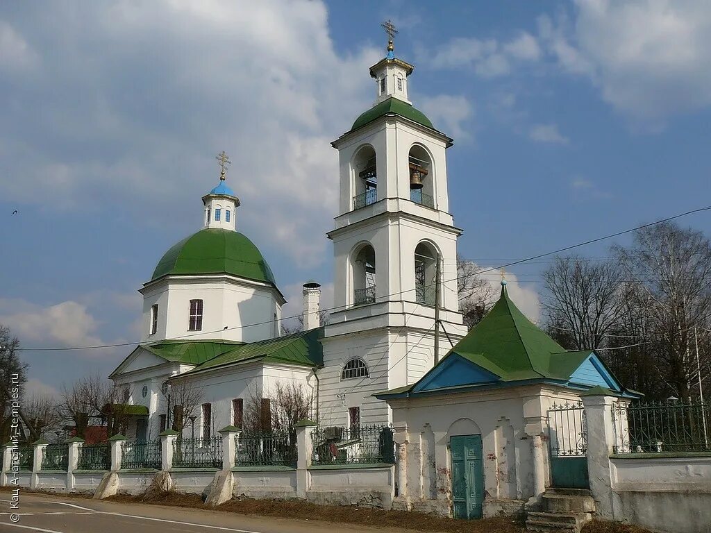 храм благовещения пресвятой богородицы в братовщине. церковь в селе братовщина пушкинского района московской области. благовещенская церковь братовщина. братовщина московская область пушкинский район. братовщина пушкинский.