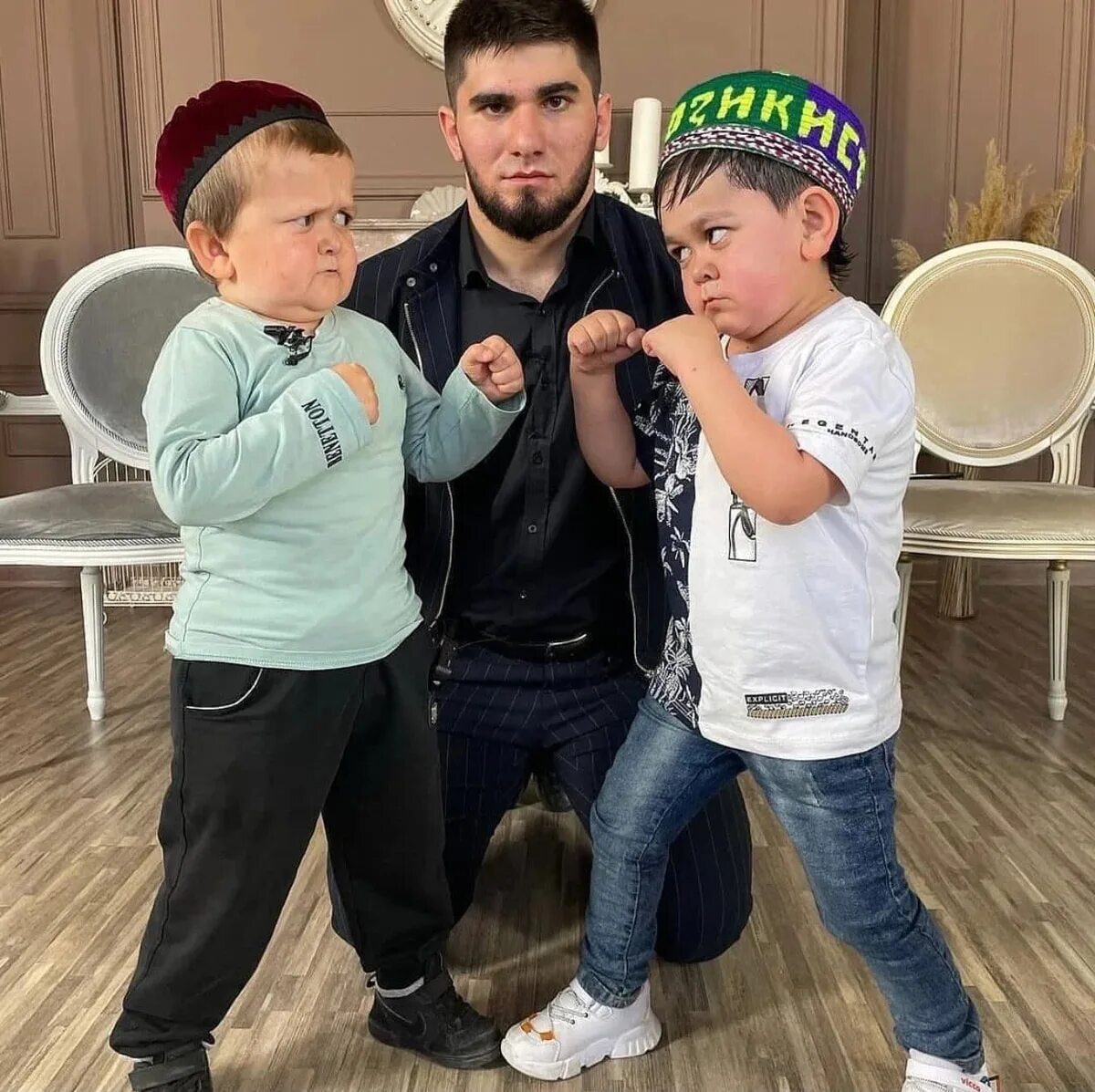 Хасбик магомедов. Хасбулла хасбик. Хасбула магомедов хасбик. Хасбулат рахманов с хасбулат. Хасбулат хасбик.