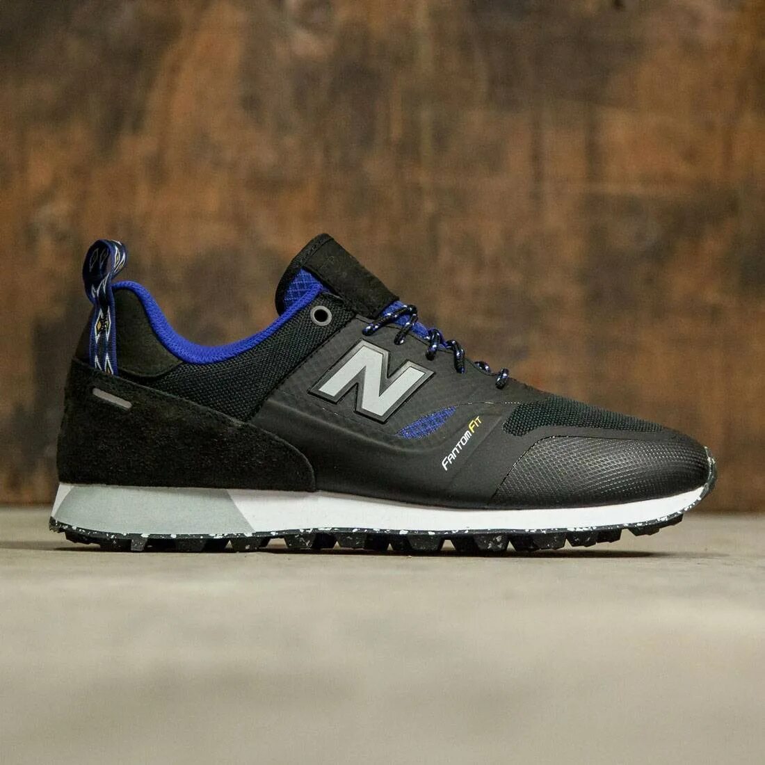 Готика 2 охотники на драконов. New balance зимние. Кроссовки нью баланс мужские 997h. Новый баланс новые охотники. Новый баланс новые охотники.