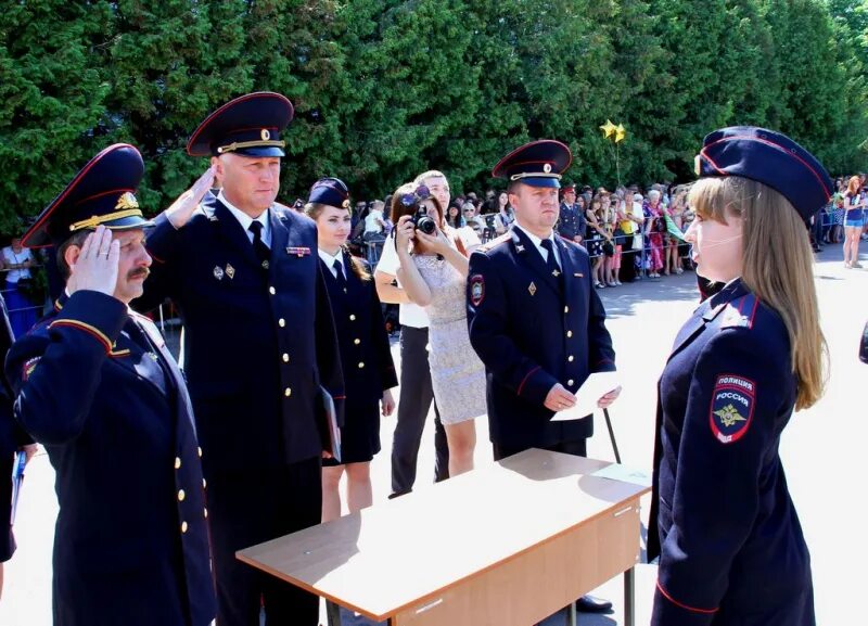 Можно ли в полицию после 9 класса. Школа полиции. Школа полиции после 9. Детская школа полиции.