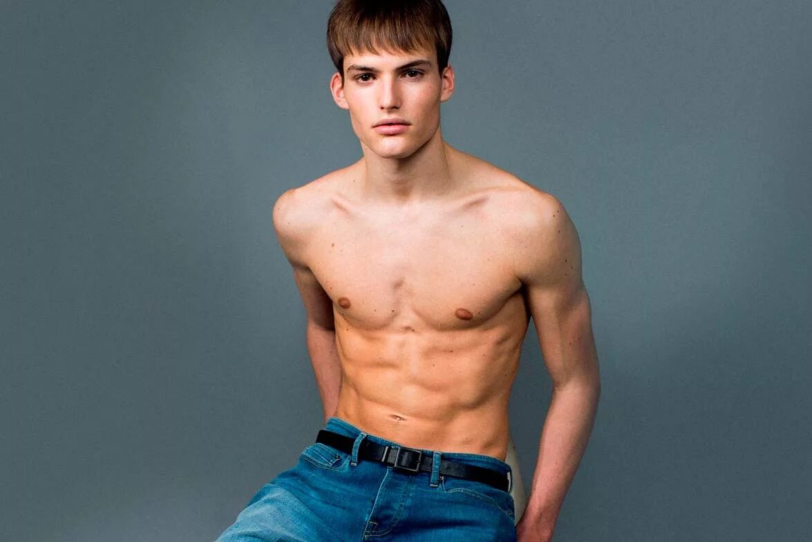 красивые смазливые мальчики. юный молодой человек. парни модели. юный молодой человек. роберт паттинсон в хорошем качестве.