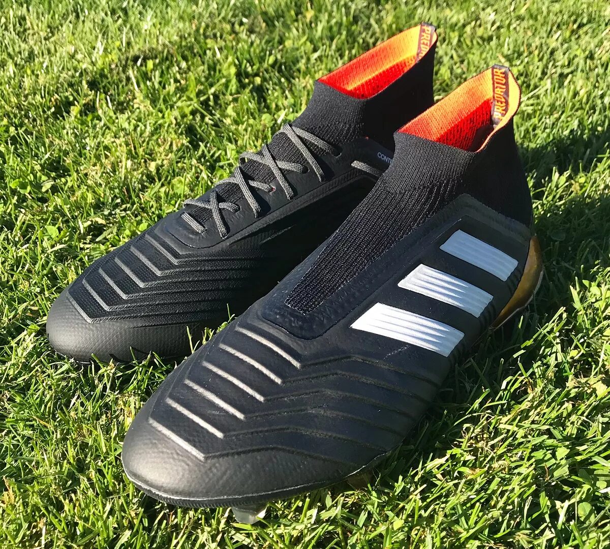 Адидас 18. Adidas Predator 2023. Адидас предатор x. Adidas Predator 20.4 черные. Adidas Predator 2023 фиолетово-черные.