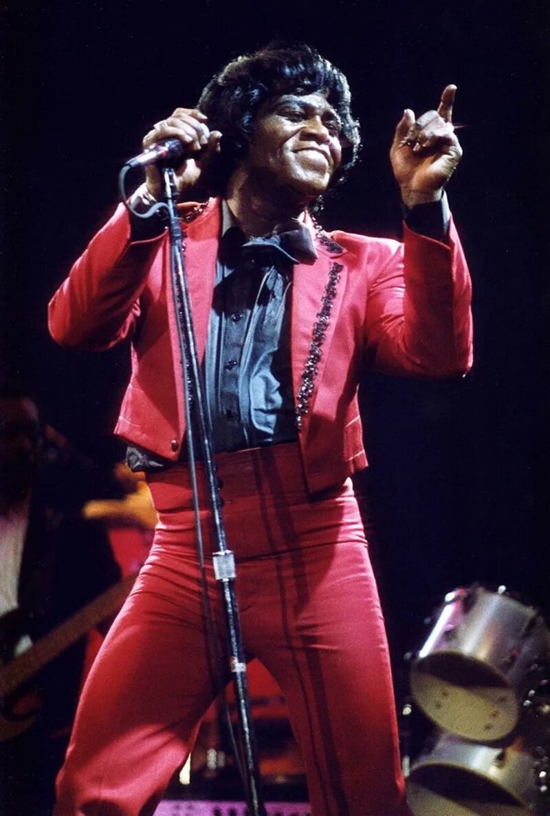 James Brown певец. James Brown в молодости. Слушать песни браун