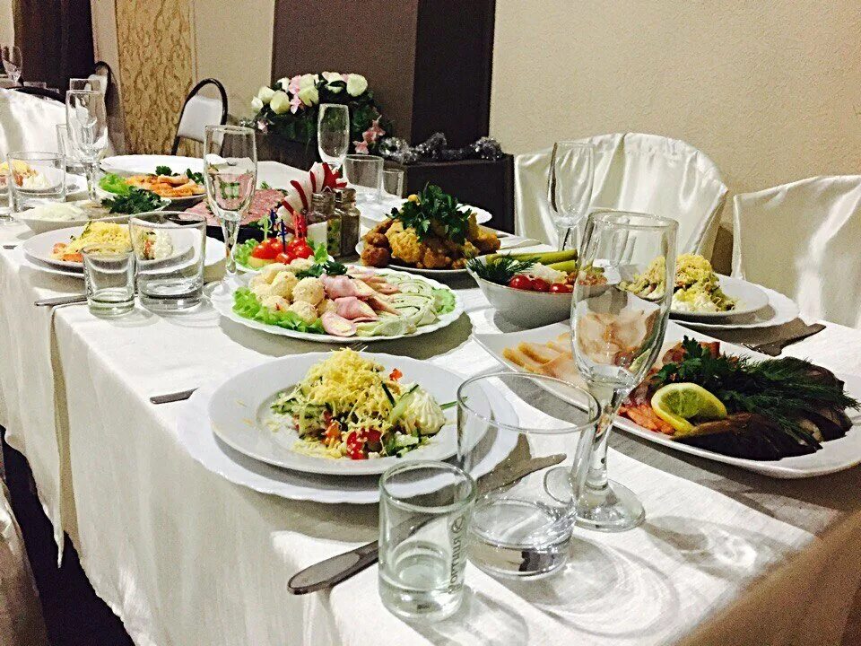 мезонин ставрополь банкетный зал. сенатор дзержинск банкетный зал. пирамида банкет холл дзержинск. банкетный зал дзержинск. гостиный двор банкетный зал.