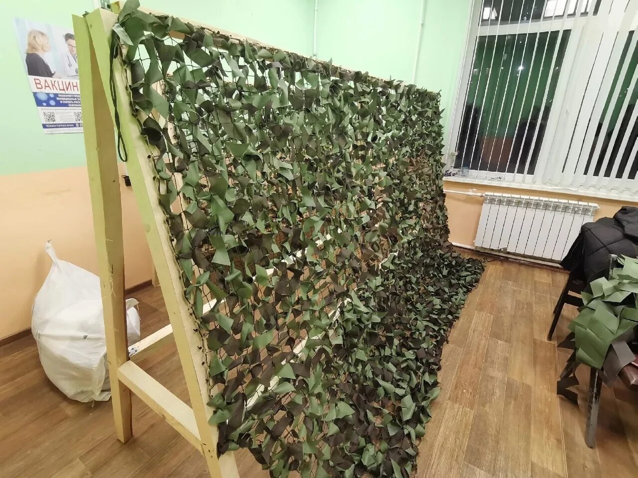 Сетка маскировочная мкт-2л производитель. Технология плетения маскировочной сети. Станок для маскировочной сетки. Маскировочная сеть мкт-2л “стандарт” (3х6,зеленая). Маскировочная сетка блиндаж.