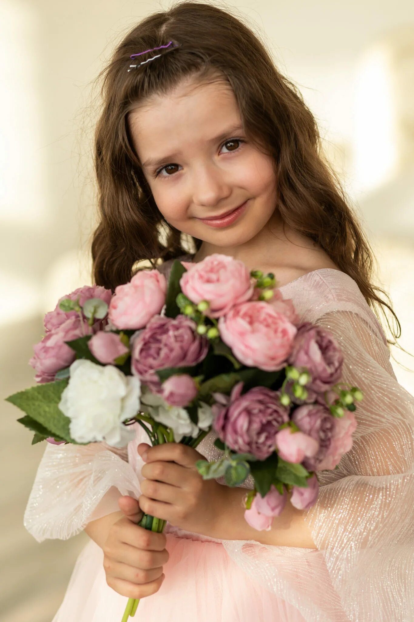 Сын илона маска. Фотосессия мальчика на 14 месяцев. Симба сивова певица нюша. Гузель аскаровна уразова семья. Дочь илона маска имя.