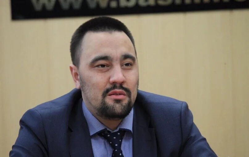Главный врач нефтекамской црб. Главврач нефтекамска. Кто гл врач нефтекамской городской больницы. Главврач нефтекамска. Мурад авзалов главный врач.