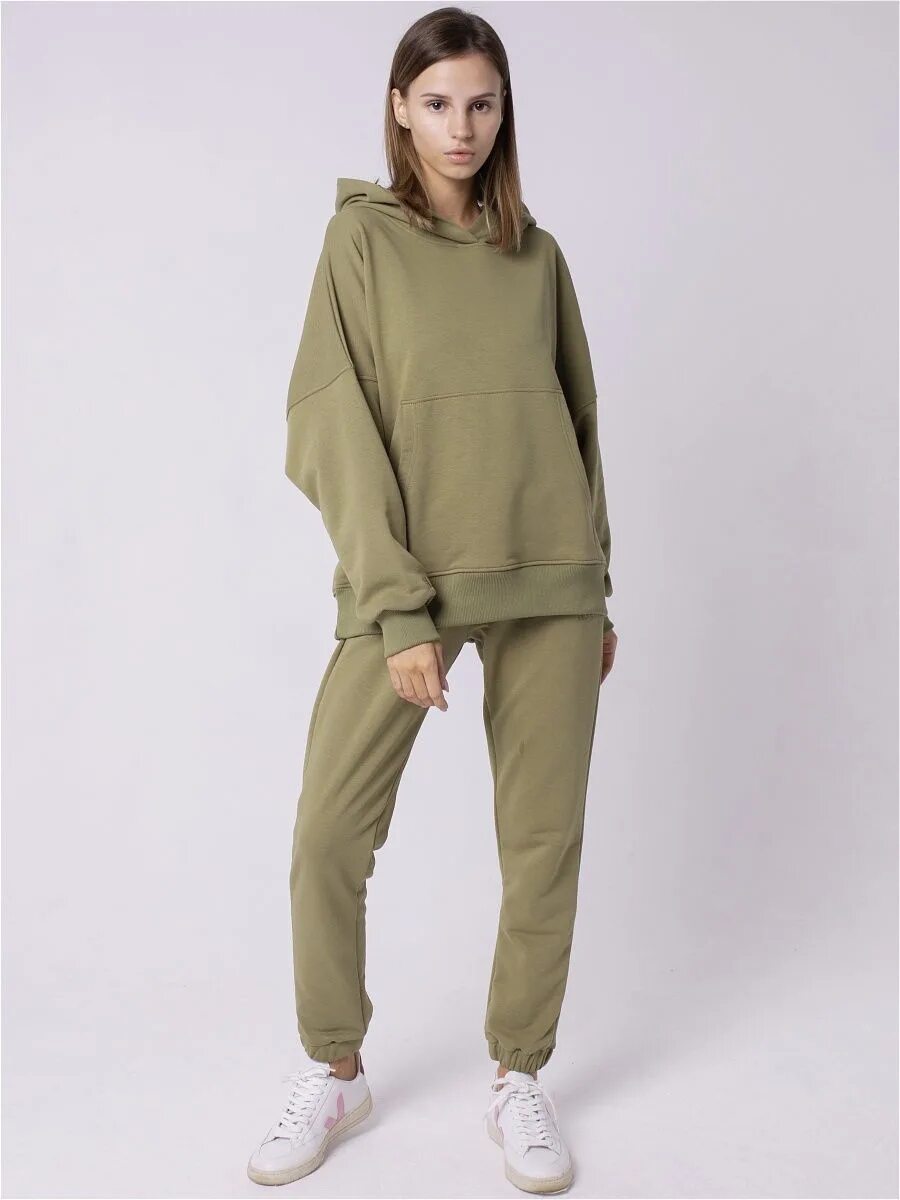 Худи с брюками. Худи black star crew с капюшоном. Спортивный костюм женский оверсайз. Худи с брюками. Спортивный костюм хаки оверсайз.
