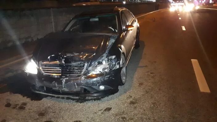 В Тверской области водитель разбил премиальный Mercedes - МК Тверь