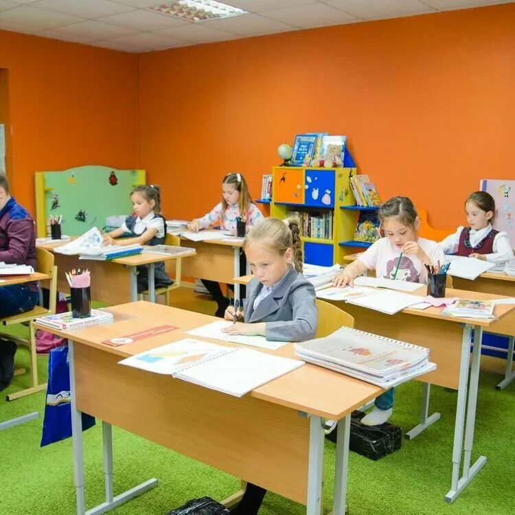 Как выглядит класс картинки. Ученический класс. класс начальной школы. классы в школе. школа начальные классы.