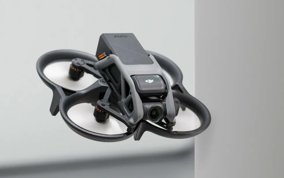 Dji avata fpv combo. Dji avata fly smart combo. дрон avata dji. квадрокоптер dji avata pro-view combo. концепт беспилотника.