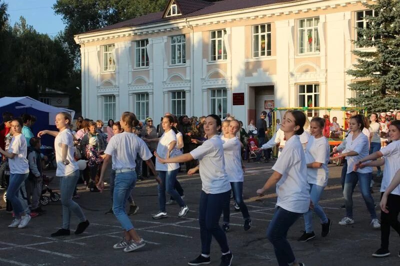 вакансии в белых берегах