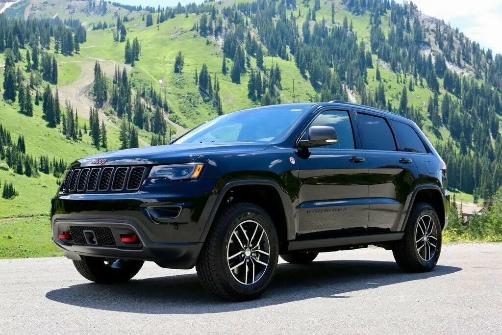Машина джип фото. Jeep Grand Cherokee Trailhawk 2020. Jeep Cherokee Trailhawk 2020. Jeep Grand Cherokee Trailhawk 2018 черный. Jeep Grand Cherokee Trailhawk черный.