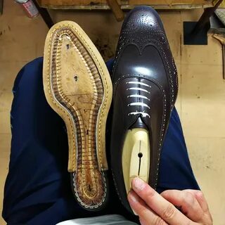 Makes shoes