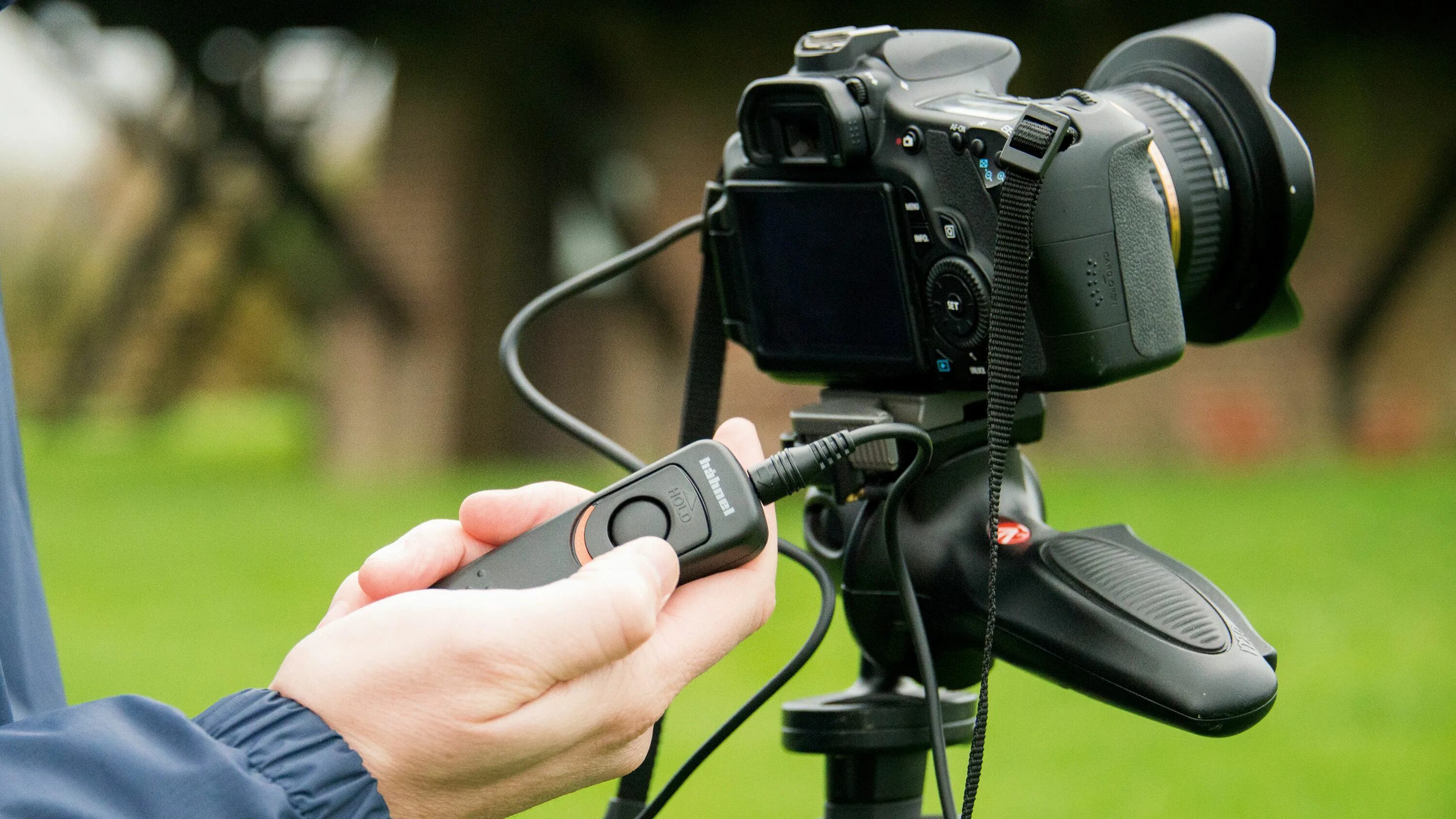 Camera release. Sony remote camera. nikon remote release. camera control. diy remote shutter release for panasonic mdh1.