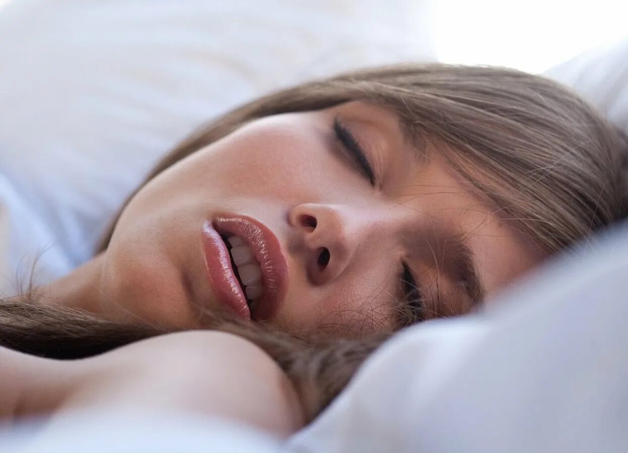 стонать голос. женщины для удовольствия. Tiffany thompson лицо. стонать голос. девчонки кричат от удовольствия.