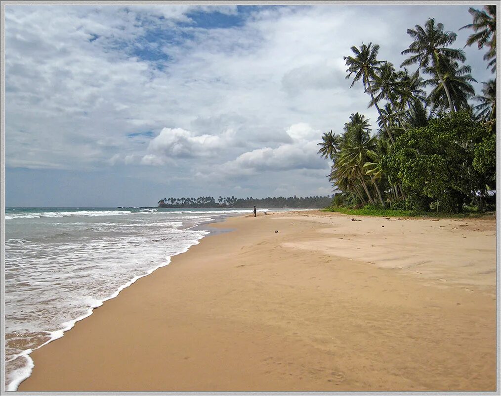 Пляжи шри ланка отзывы. Диквелла Шри Ланка. Пляж Диквелла Шри Ланка. Диквелла Бич Шри Ланка. Хирикетия пляж Шри Ланка.