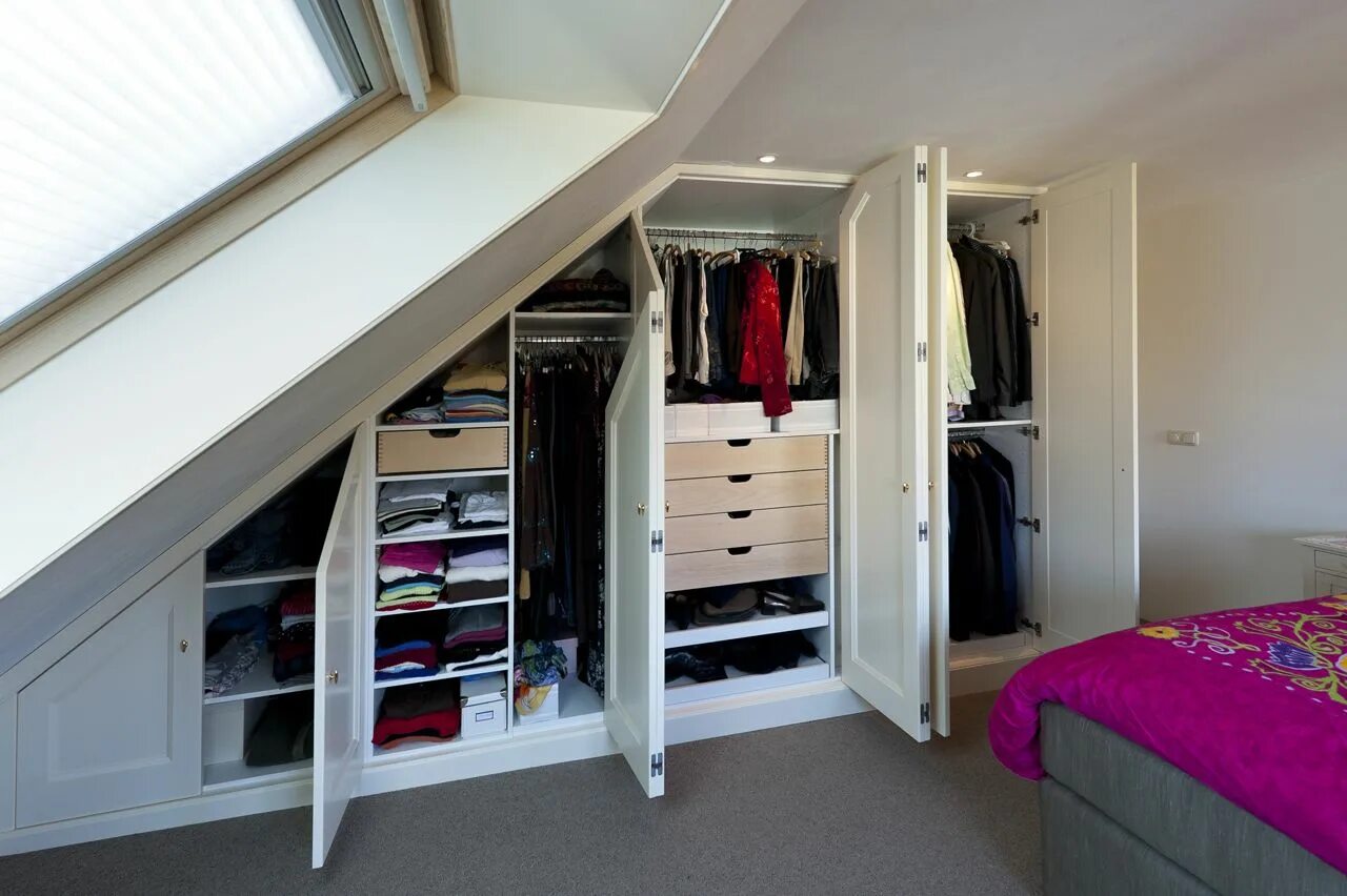Картинки по запросу гардеробная в мансарде фото Attic bedrooms, Attic renovation
