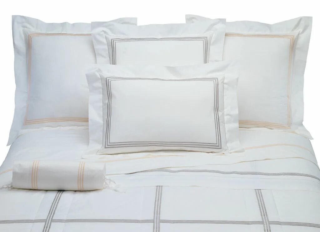 Постельное белье lines. Постельное белье togas Sensotex Bed Linen Set. Постельное белье Тогас в клетку Bed Linen. Постельное белье в греческом стиле. Упаковка постельного белья Pratesi.