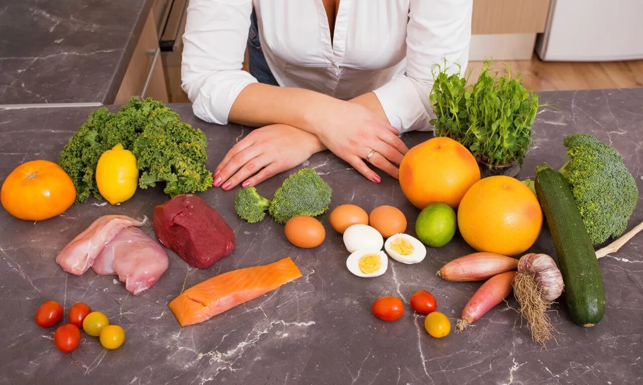 8 продуктов которые можно. Диета. Овощи для женского здоровья. Полезные продукты. Полезная пища для здоровья.