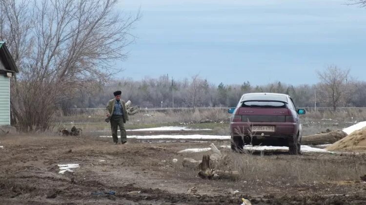 С озерки оренбургская область деревня. Кинделя оренбургская область. Озерки илекский погода. Озерки илекский погода. Озерки илекский погода.